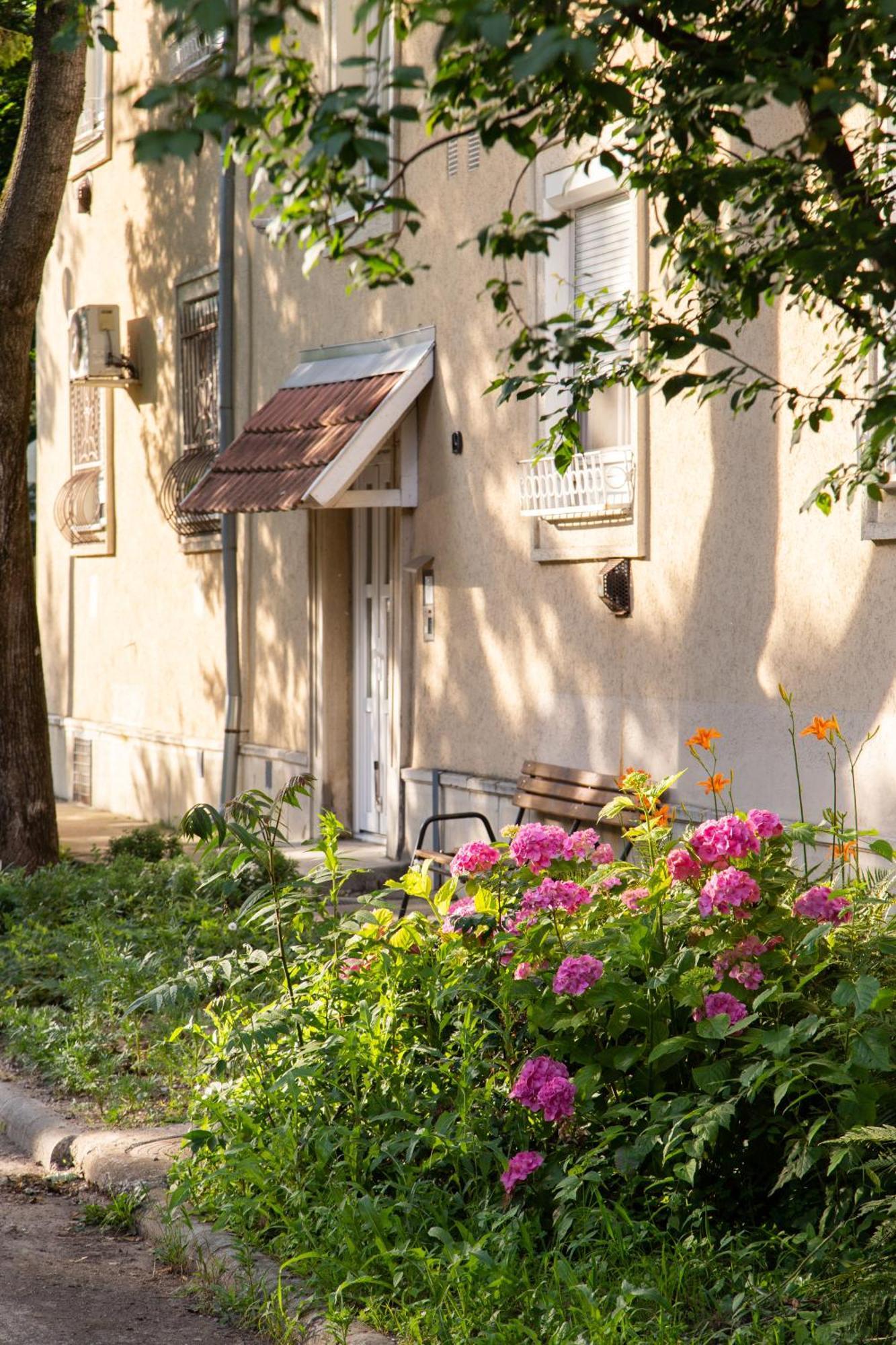 Art Home Егер Екстериор снимка